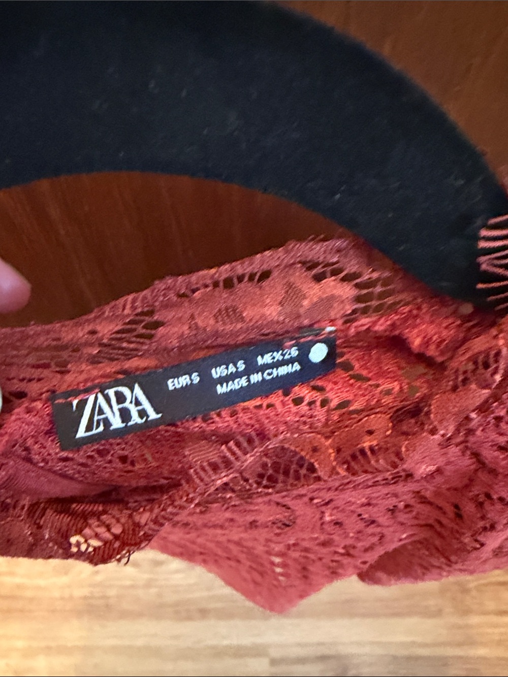 Zara Rust Red Lace Blouse - Picture 2 of 3